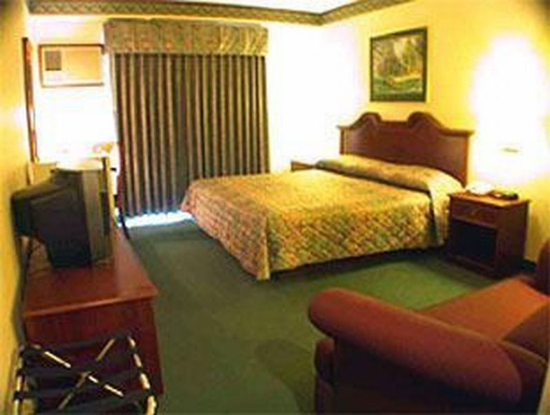 Days Hotel By Wyndham Batangas Cameră foto